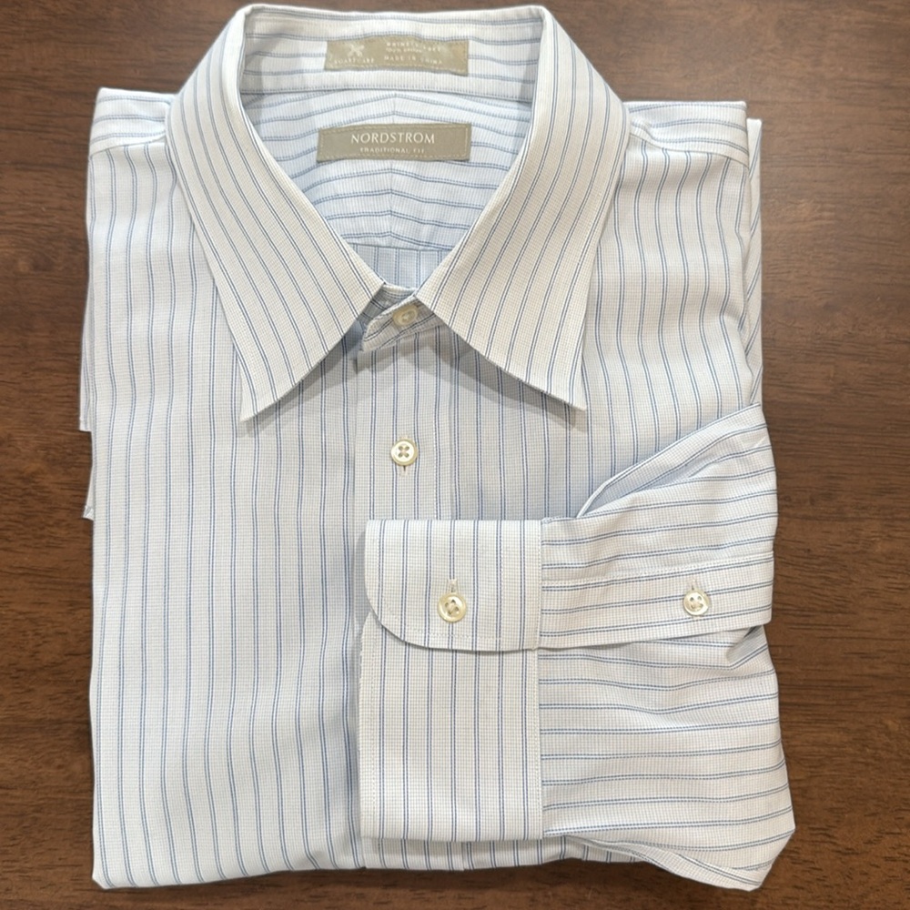 Nordstrom Wrinkle Free Button Up Shirt Size 17 1/2 Cotton Blue Workwear Office